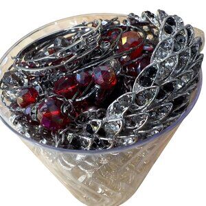 Silver Tone & Gun Metal Jewelry Wearable Lot 1lb With Beaded Necklaces Bracelets